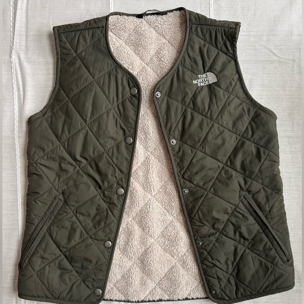 The North Face Girls Sherpa Lined Vest Large 14-16